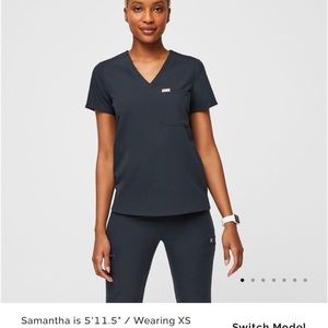 Catarina scrub top in dark harbor